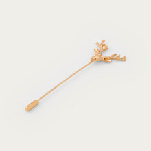 Ladda upp bild till gallerivisning, Kavajnål Hjort | Guld