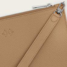 Ladda upp bild till gallerivisning, Clutch / Kuvertväska | Beige läder