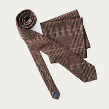 Ladda upp bild till gallerivisning, Komboset | Slips & näsduk i ull | Brunrutig
