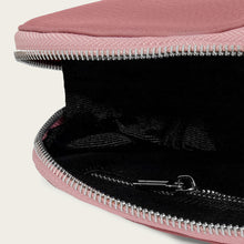 Ladda upp bild till gallerivisning, Liten sminkväska | Mörkrosa läder