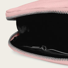 Ladda upp bild till gallerivisning, Liten sminkväska | Rosa läder