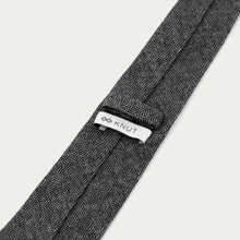 Ladda upp bild till gallerivisning, Ullslips | Gråmönstrad