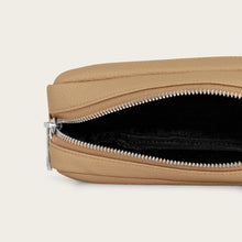 Ladda upp bild till gallerivisning, Necessär | Beige läder